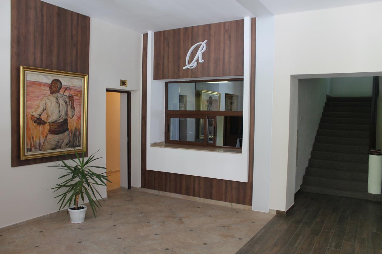 Hotel Orbita Shumen Exterior foto