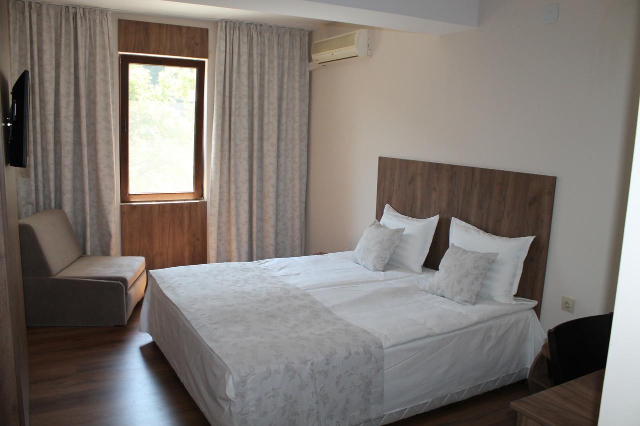 Hotel Orbita Shumen Exterior foto